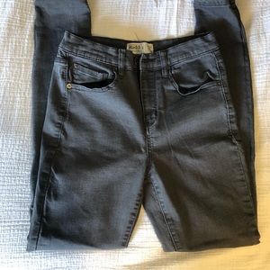 Mudd Gray FLX Stretch High-Rise Jegging, size 9